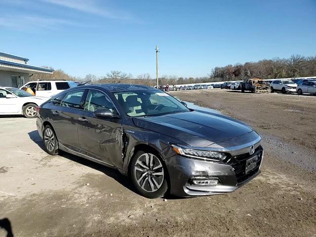 2018 Honda Accord Touring Hybrid VIN: 1HGCV3F96JA009837 Lot: 79685464