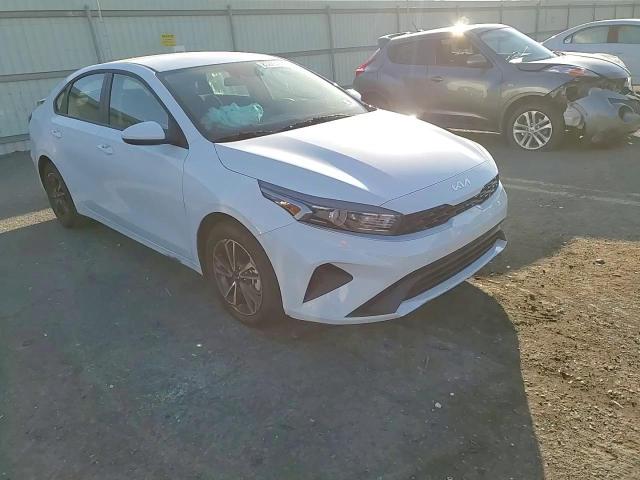 2024 Kia Forte Lx VIN: 3KPF24AD3RE828982 Lot: 80228494