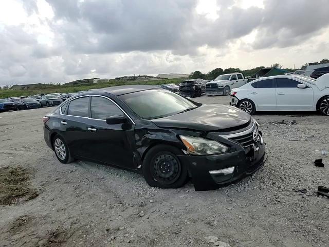 2014 Nissan Altima - Image 10