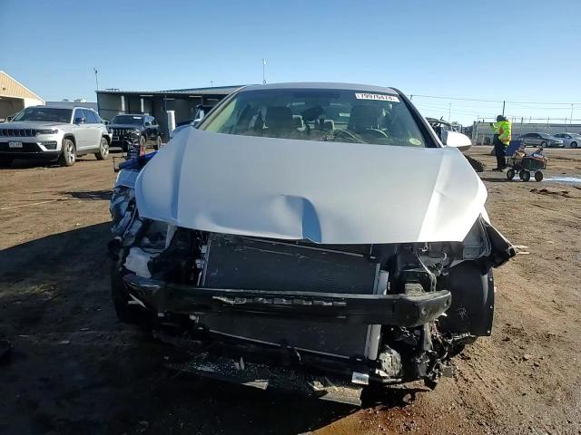 2017 Hyundai Sonata - Image 10