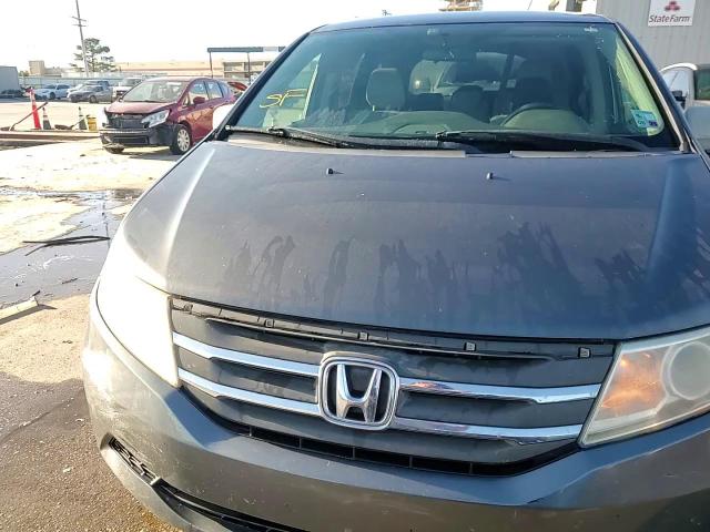 2012 Honda Odyssey - Image 14