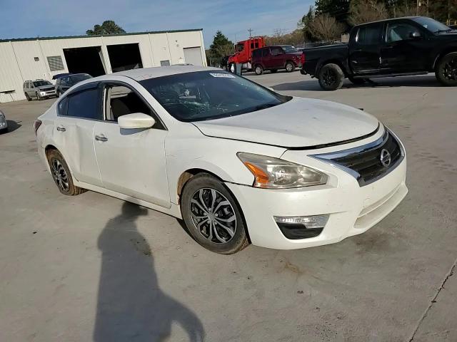 2014 Nissan Altima - Image 10