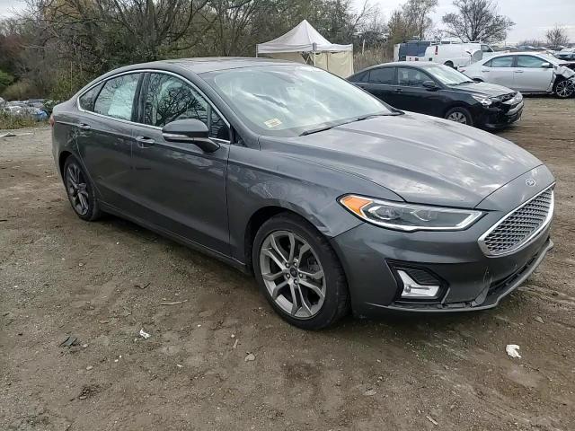 2020 Ford Fusion - Image 11