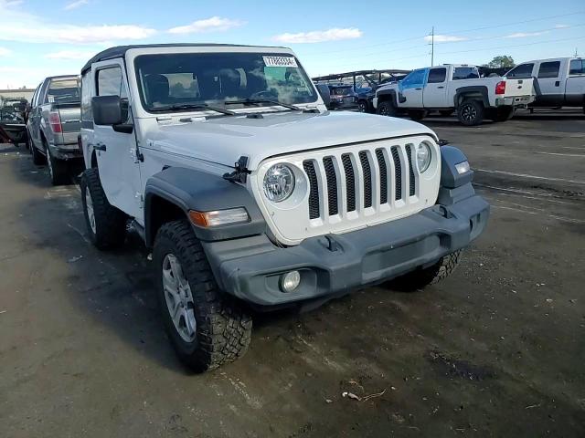 2018 Jeep Wrangler - Image 12