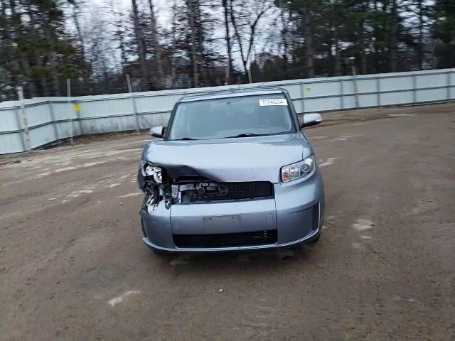 2009 Scion xB - Image 11