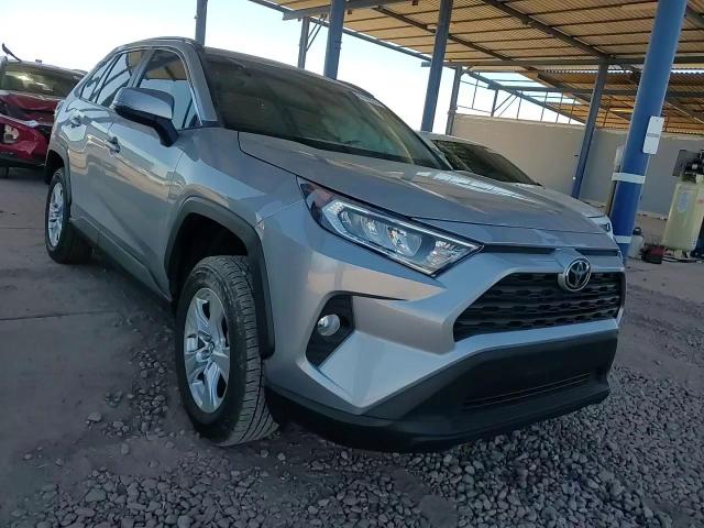 2019 Toyota Rav4 Xle VIN: 2T3W1RFV7KW004382 Lot: 80766934