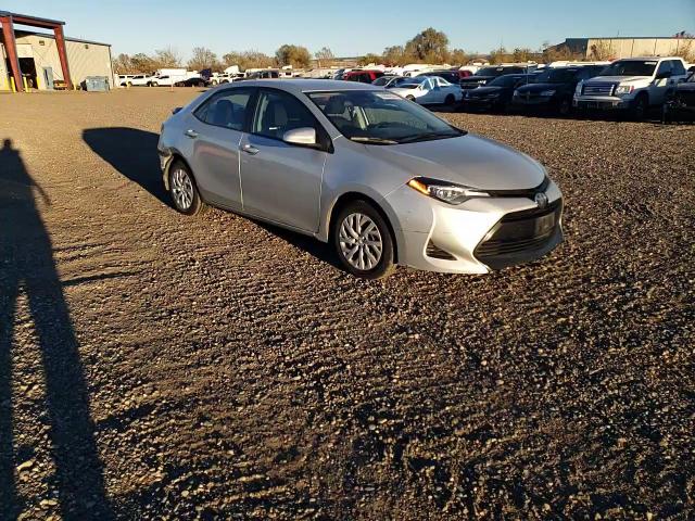 2019 Toyota Corolla L VIN: 5YFBURHE3KP898099 Lot: 80004304