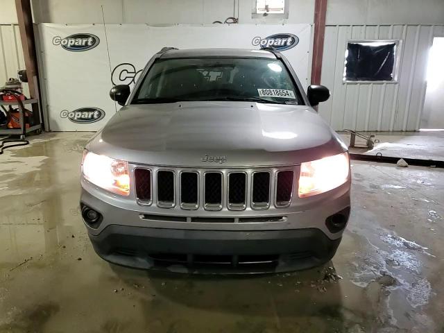 2016 Jeep Compass - Image 14