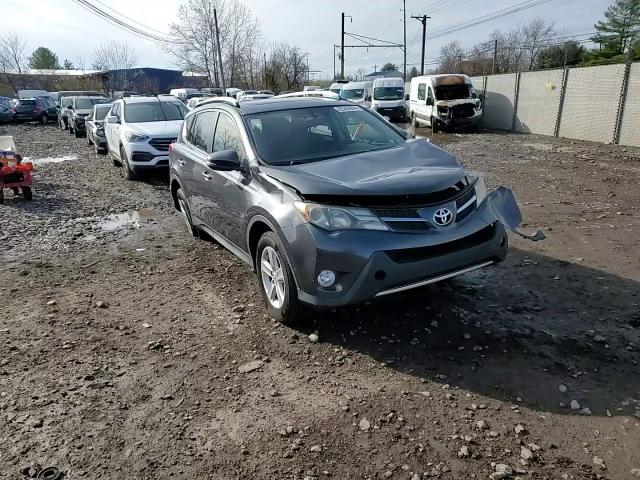 2014 Toyota RAV 4 - Image 12