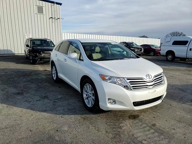 2009 Toyota Venza - Image 12