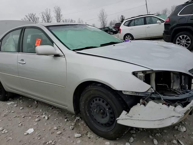 2006 Toyota Camry - Image 10
