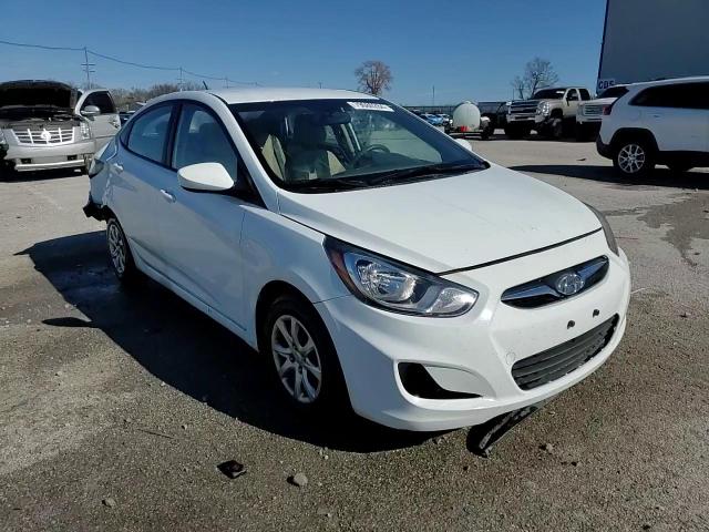 2013 Hyundai Accent - Image 14