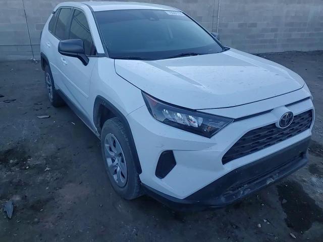 2022 Toyota RAV 4 - Image 11