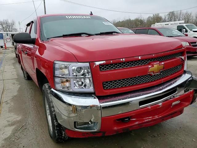 2013 Chevrolet Silverado - Image 13