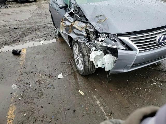 2015 Lexus RX - Image 12