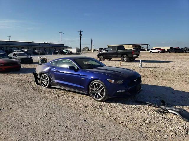 2015 Ford Mustang - Image 11