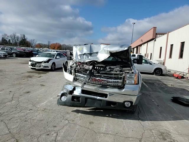 2012 GMC Sierra - Image 11