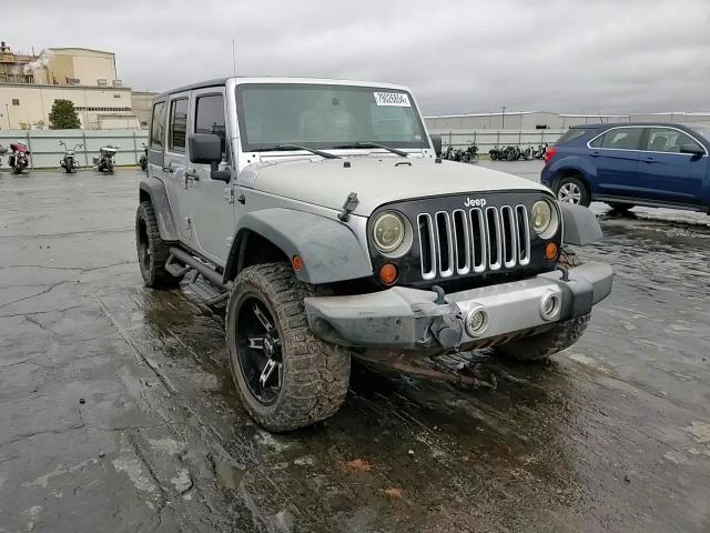 2007 Jeep Wrangler X VIN: 1J4GA39127L201586 Lot: 79026854