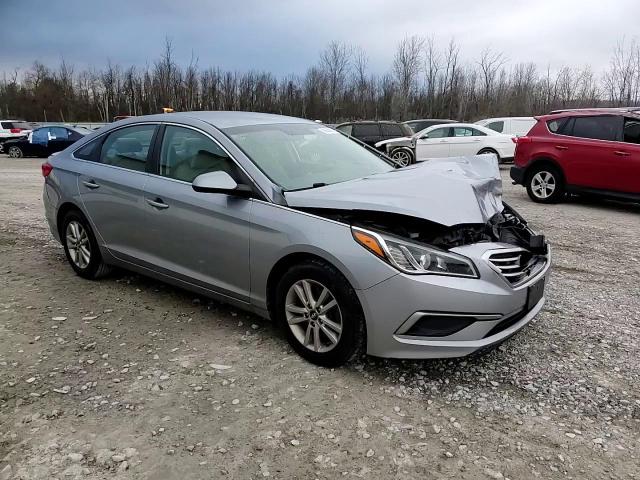 2017 Hyundai Sonata - Image 13