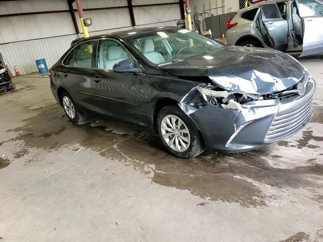 2015 Toyota Camry Le VIN: 4T4BF1FKXFR482825 Lot: 81241044