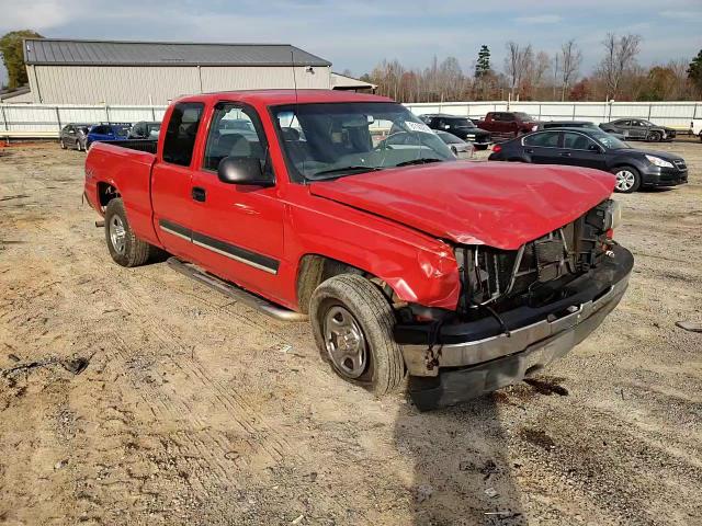 2003 Chevrolet Silverado - Image 11