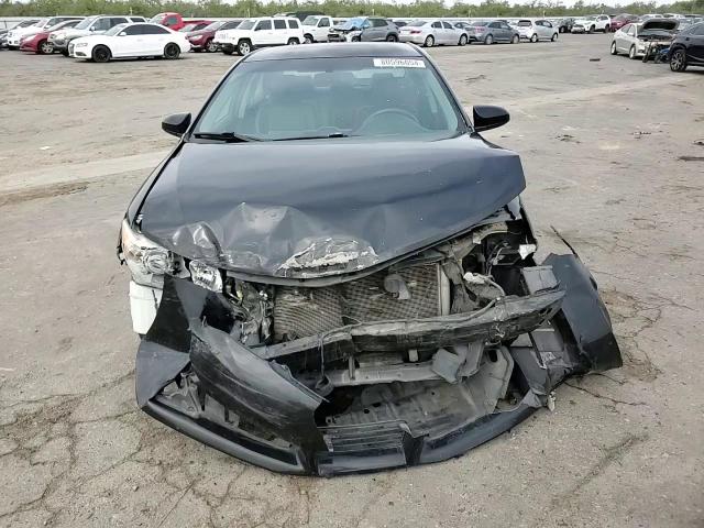 2014 Toyota Camry - Image 11