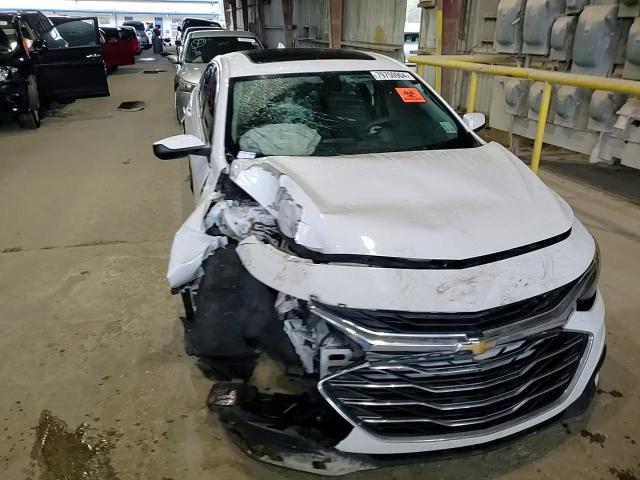 2021 Chevrolet Malibu - Image 11