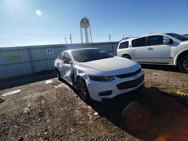 2016 Chevrolet Malibu - Image 13