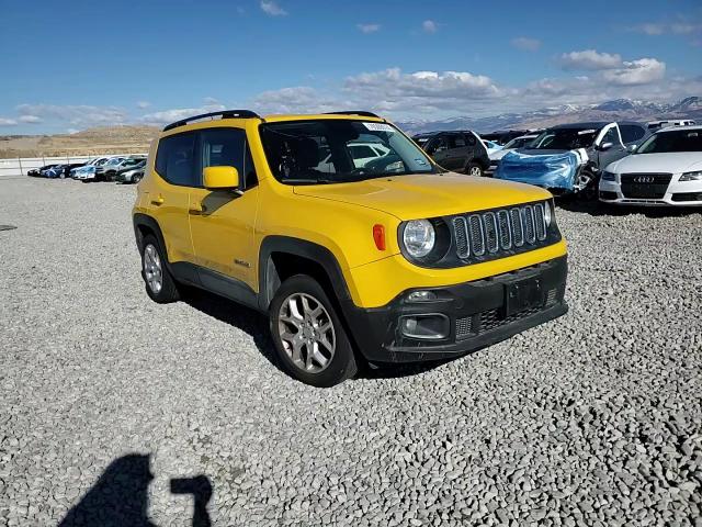 2017 Jeep Renegade - Image 11