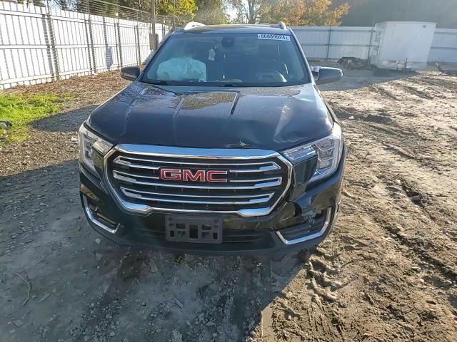 2022 GMC Terrain - Image 10