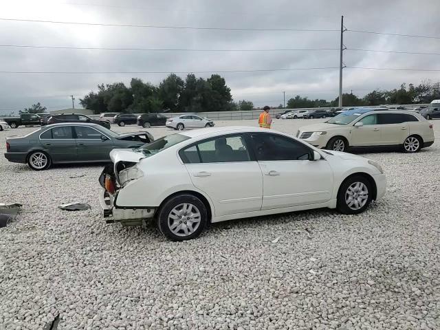 2009 Nissan Altima - Image 11