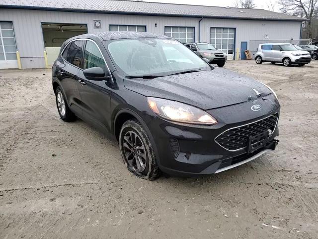 2022 Ford Escape - Image 14