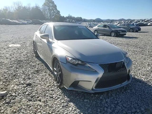 2015 Lexus IS - Image 11