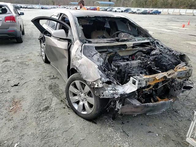 2011 Buick LaCrosse - Image 11