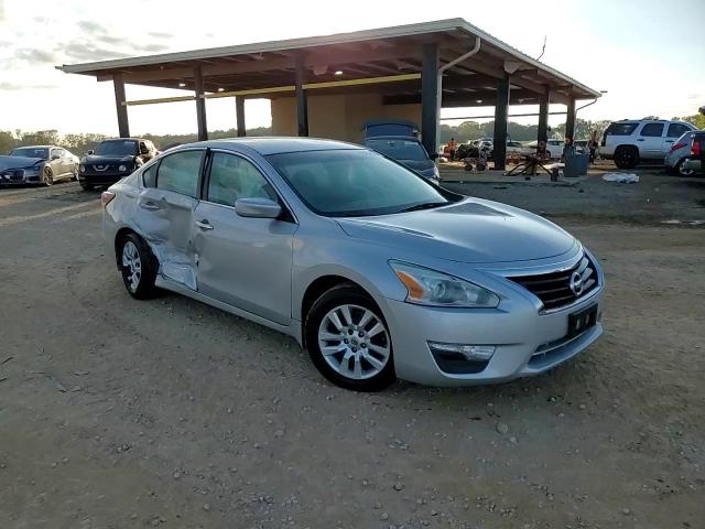 2013 Nissan Altima - Image 13