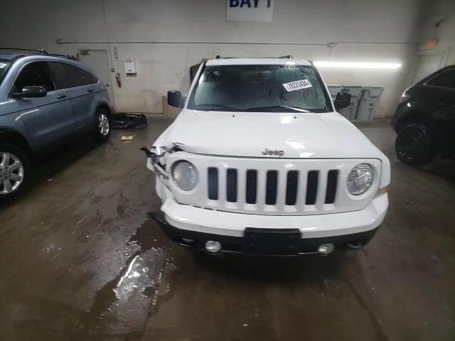 2016 Jeep Liberty (Patriot) - Image 13