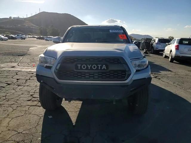 2017 Toyota Tacoma - Image 11