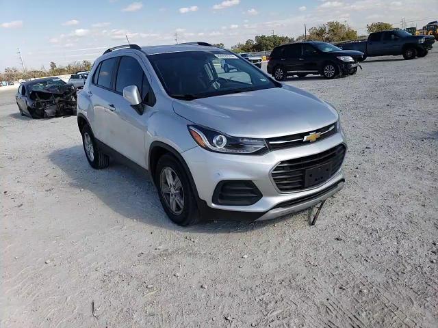 2021 Chevrolet Trax - Image 11