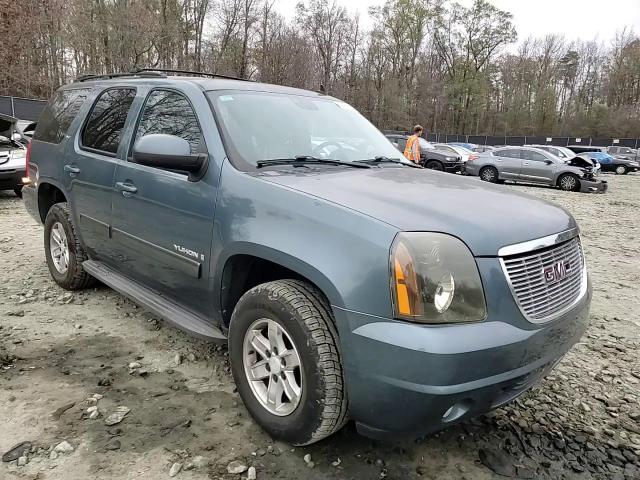 2009 GMC Yukon - Image 11