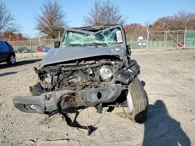2018 Jeep Wrangler - Image 10