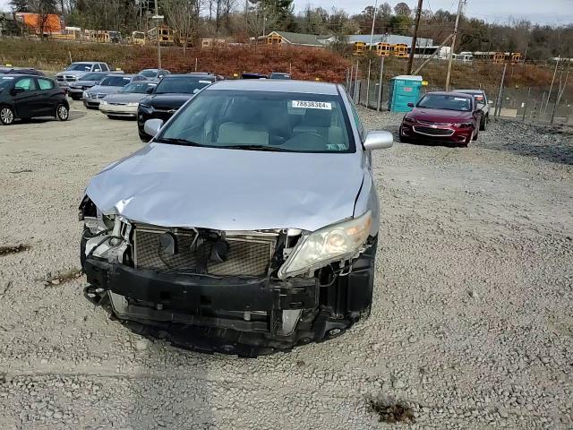 2011 Toyota Camry - Image 11