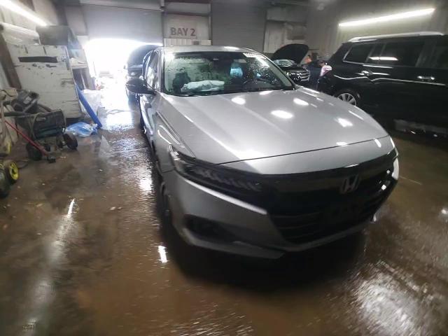 2022 Honda Accord - Image 13