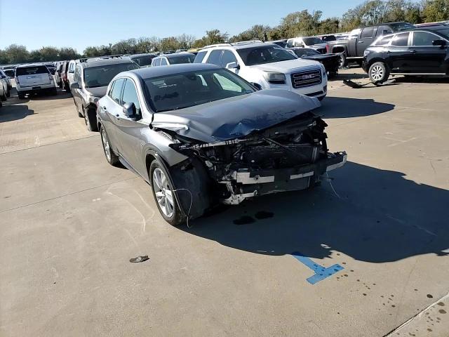 2018 Infiniti Qx30 Base VIN: SJKCH5CP7JA056957 Lot: 82315324