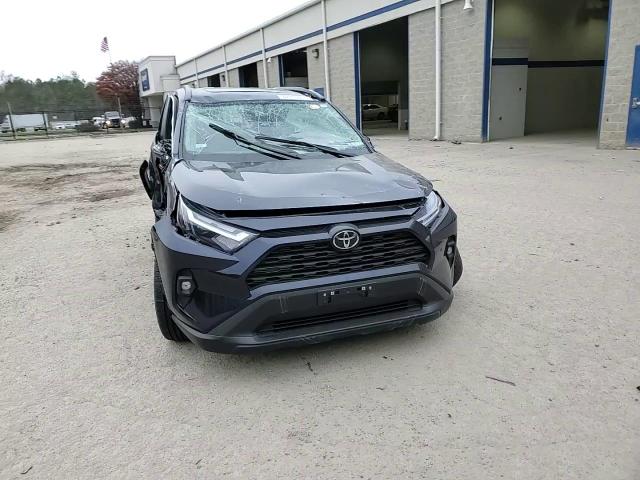 2023 Toyota RAV 4 - Image 12