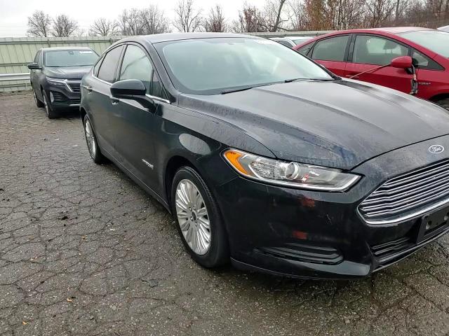 2016 Ford Fusion - Image 10