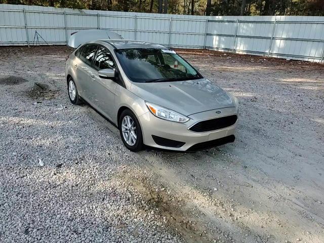 2015 Ford Focus Se VIN: 1FADP3F28FL243575 Lot: 79393124