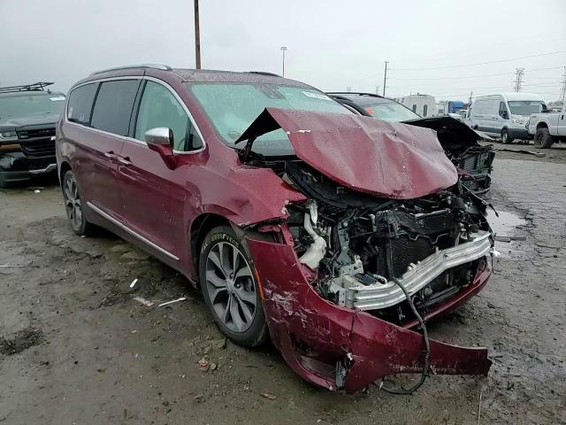 2017 Chrysler Pacifica - Image 12