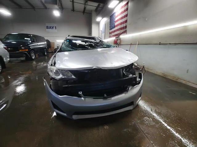 2012 Toyota Camry - Image 13