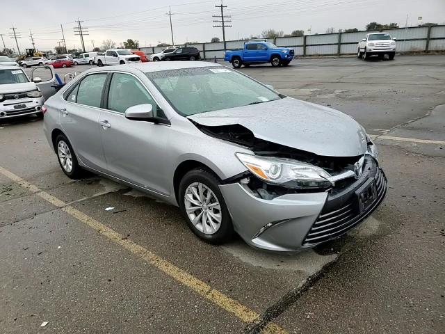 2017 Toyota Camry Le VIN: 4T1BF1FK1HU661025 Lot: 80871734