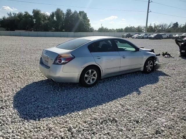 2009 Nissan Altima - Image 11